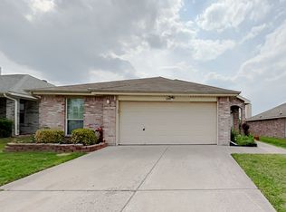 1208 Varacruz Dr, Arlington, TX 76010