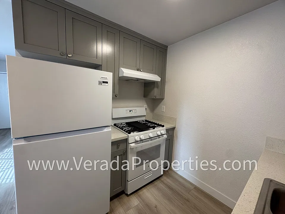4174 Altadena Ave #21
