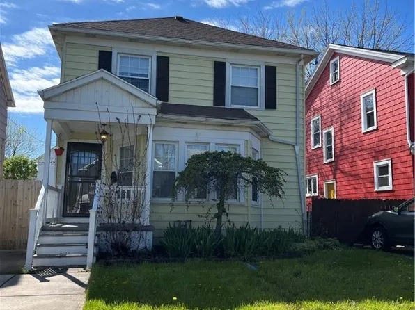 22 Groveland St, Buffalo, NY 14214