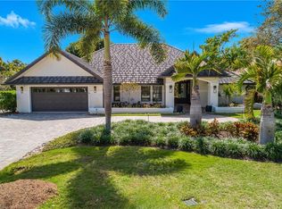 720 Shadow Lake LN, NAPLES, FL 34108