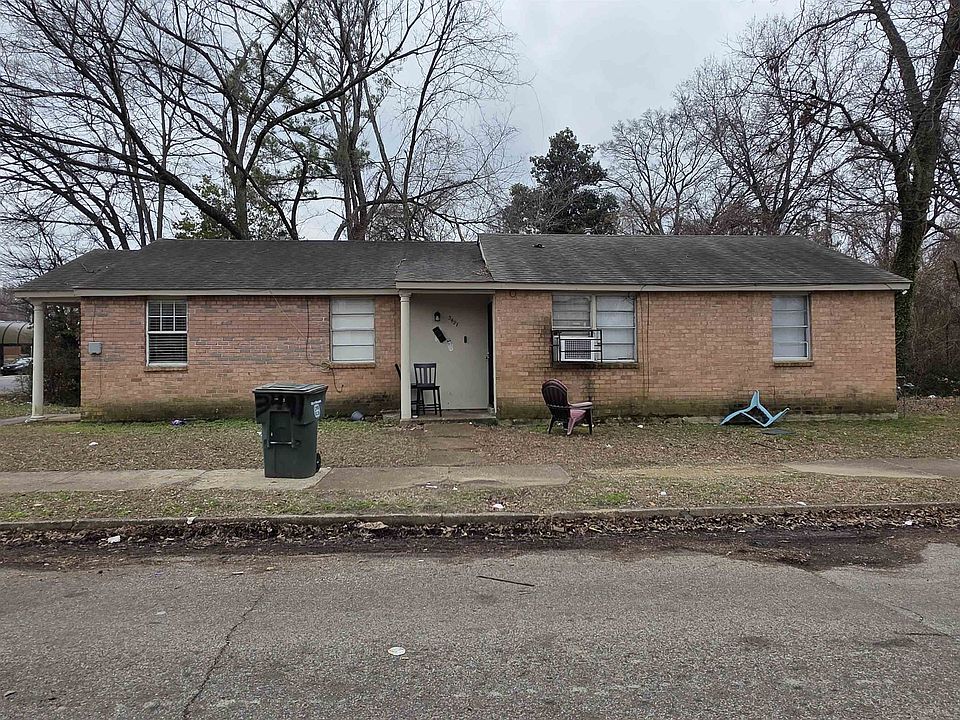 1st image of 961 N Highland St