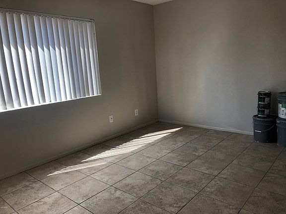 3rd image of 436 N Hill APT A