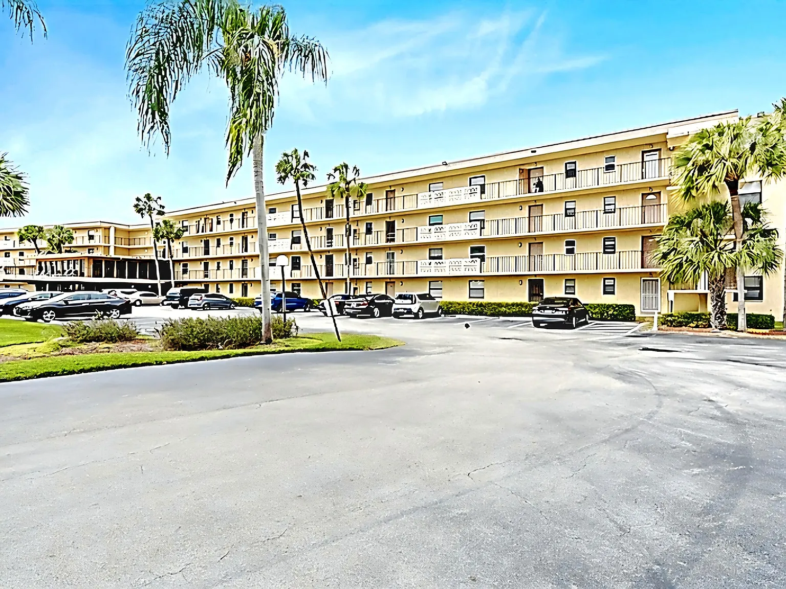 Bldg 1 — Photo 1