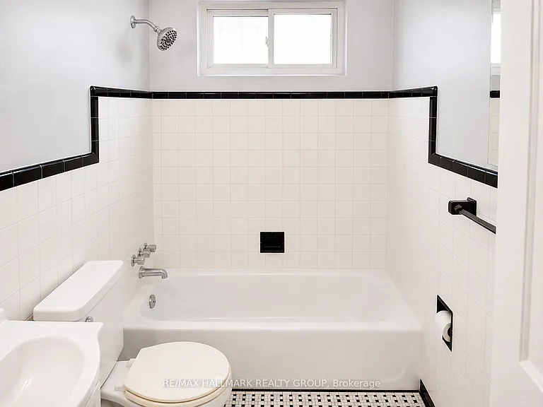 1064 Merivale Rd #2 — Photo 11