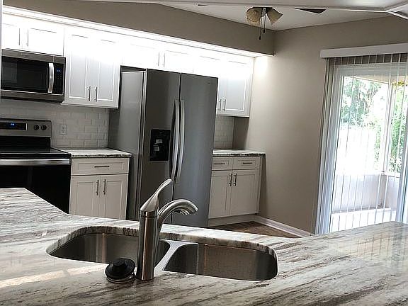 4th image of 738 Concord Ln