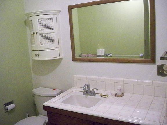 4th image of 3902 W Northview Ave