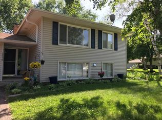 1778 Gabbro Trl, Eagan, MN 55122