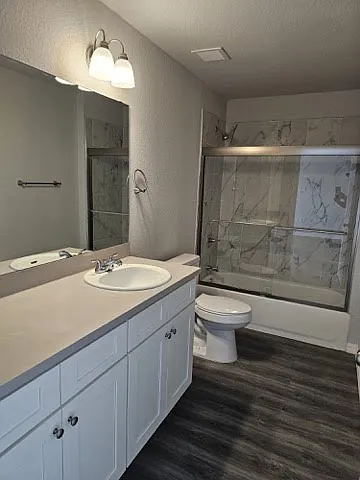 800 Vizcaya Ct — Photo 5
