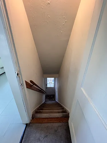 127 Bentley Ave #2 Photo 1