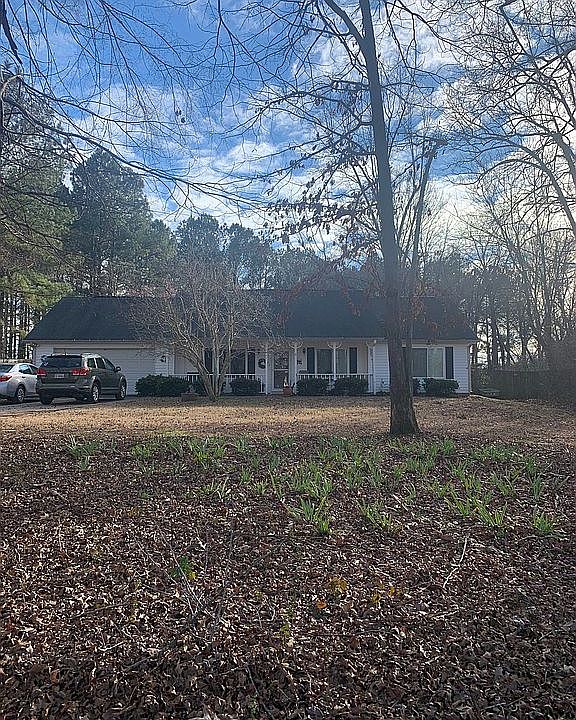 1st image of 15 McIntosh Estates Ln