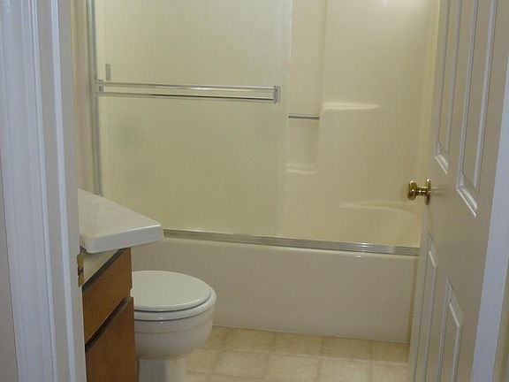 4th image of 464 Bernice Ln