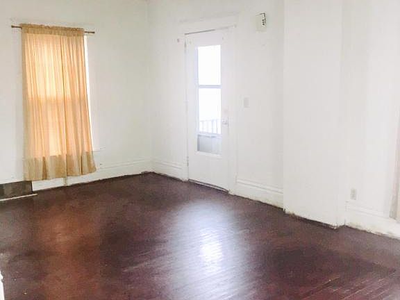 4th image of 1404 E Stockbridge Ave