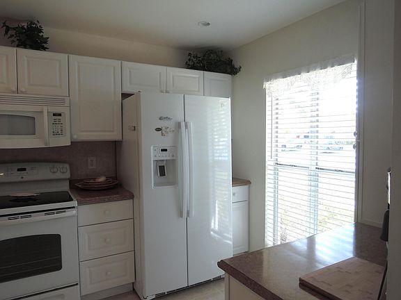 3rd image of 516 Crooked Lake Lane #B