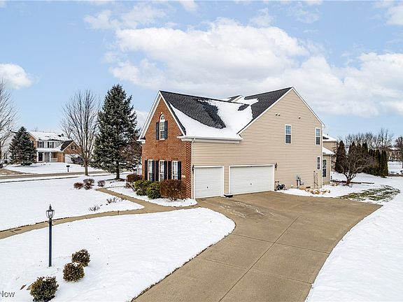 2nd image of 4517 Brownstone Ln