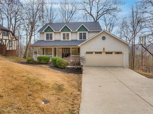 326 Seven Oaks Dr, Scott Depot, WV 25560