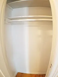 Rented by Roberto Guilbet, LREB