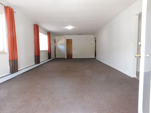 4th image of 396 S Camp Rd