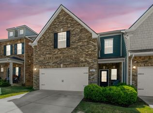 5017 Percival Dr, Gallatin, TN 37066