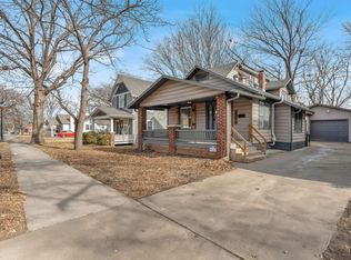 1270 SW Lane St, Topeka, KS 66604