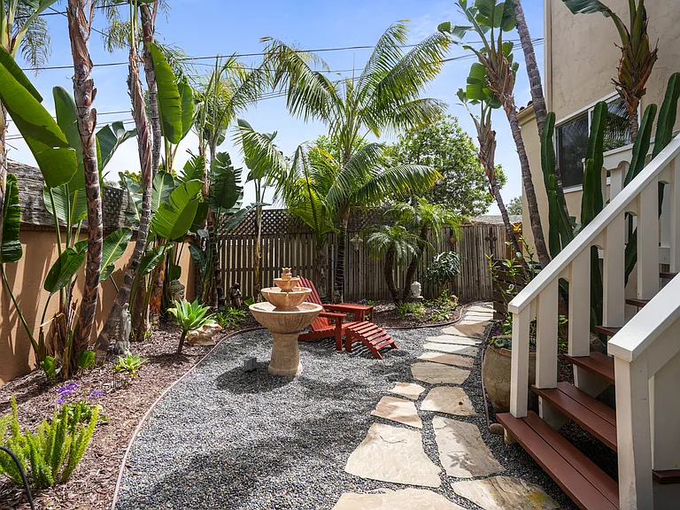 158 Jupiter St — Photo 25