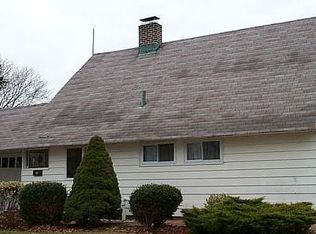 46 Scholar Ln, Levittown, NY 11756