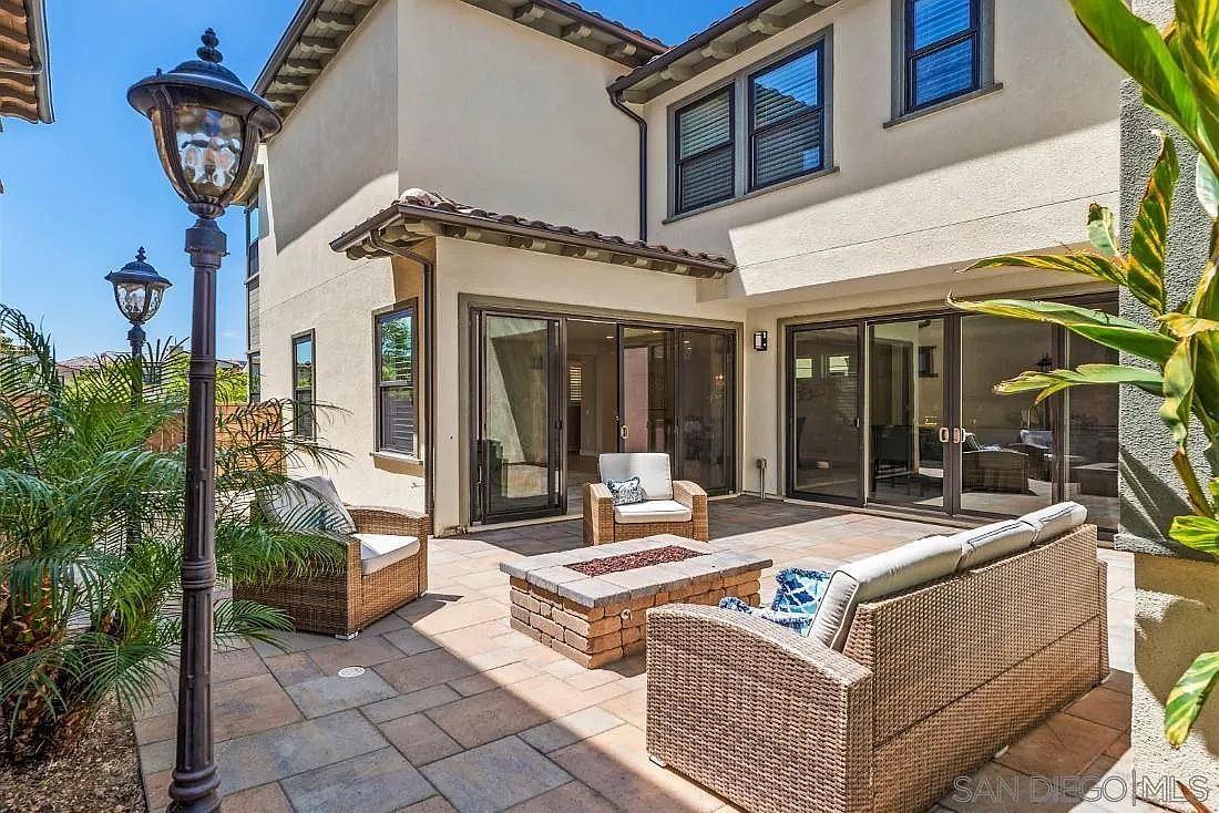 6761 Solterra Vista Pkwy, San Diego, CA 92130 | Zillow