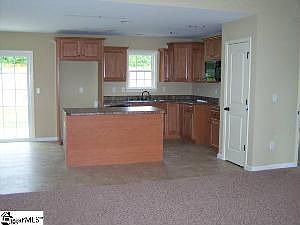 4th image of 100 Lost Creek Ct