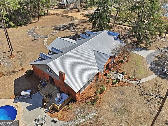 3rd image of 901 Wiley Branch Rd