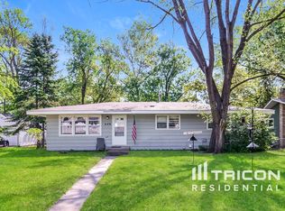 649 10th Ave NW, New Brighton, MN 55112