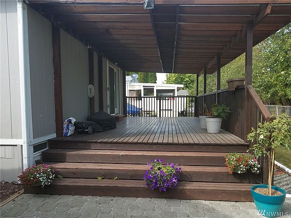 5th image of 11411 22nd Ave E #14