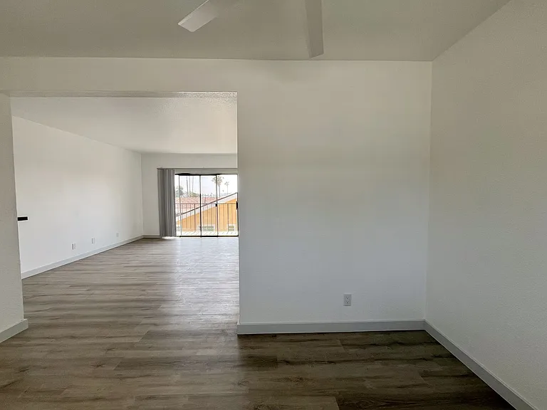 12020 Grevillea Ave — Photo 24