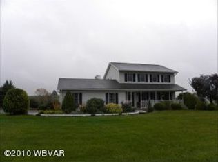 3824 Woodley Hollow Rd, Montoursville, PA 17754