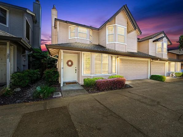 21 Marty Cir