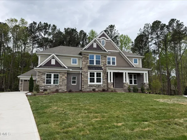 136 Ogden Cir, Clayton, NC 27527