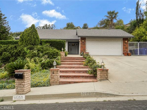 11355 Pala Mesa Dr, Porter Ranch, CA 91326