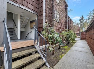 2300 NE 89th St #8915, Seattle, WA 98115