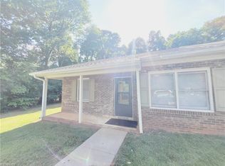 1720 Beaucrest Ave, High Point, NC 27265