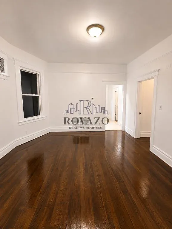 43 Treacy Ave — Photo 4