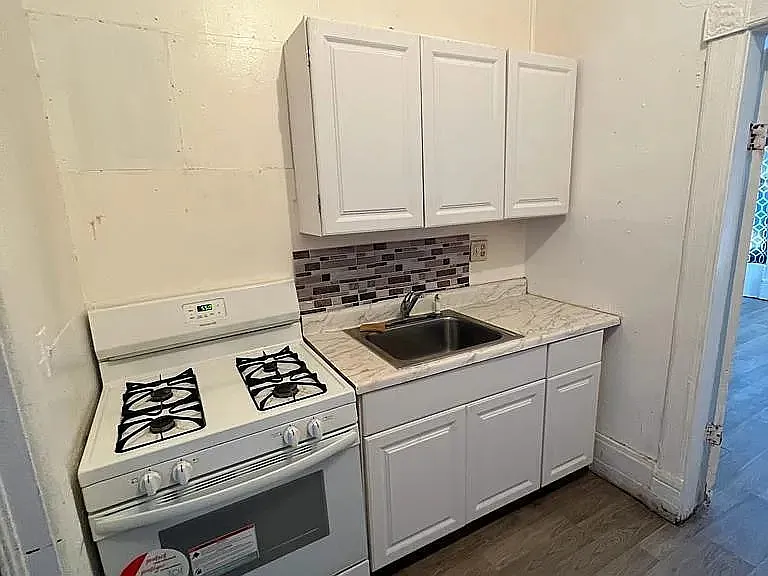 119 Chambers St #3 — Photo 5