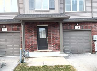 218 Heron St, Welland, ON L3C 0G7