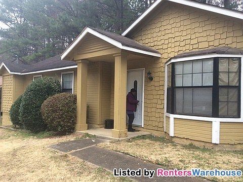 2nd image of 3925 Ester Dr SW