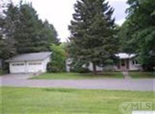 39 Manor Dr, Windham, NY 12496