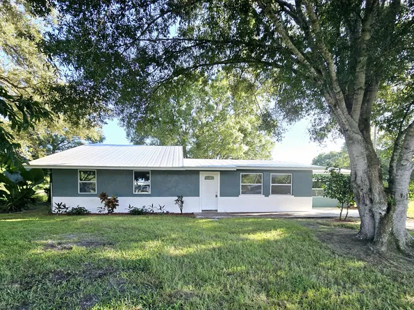 7814 NW 86th Court, Okeechobee, FL 34972
