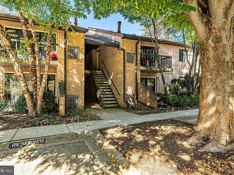 62 Le Forge Ct — Photo 17