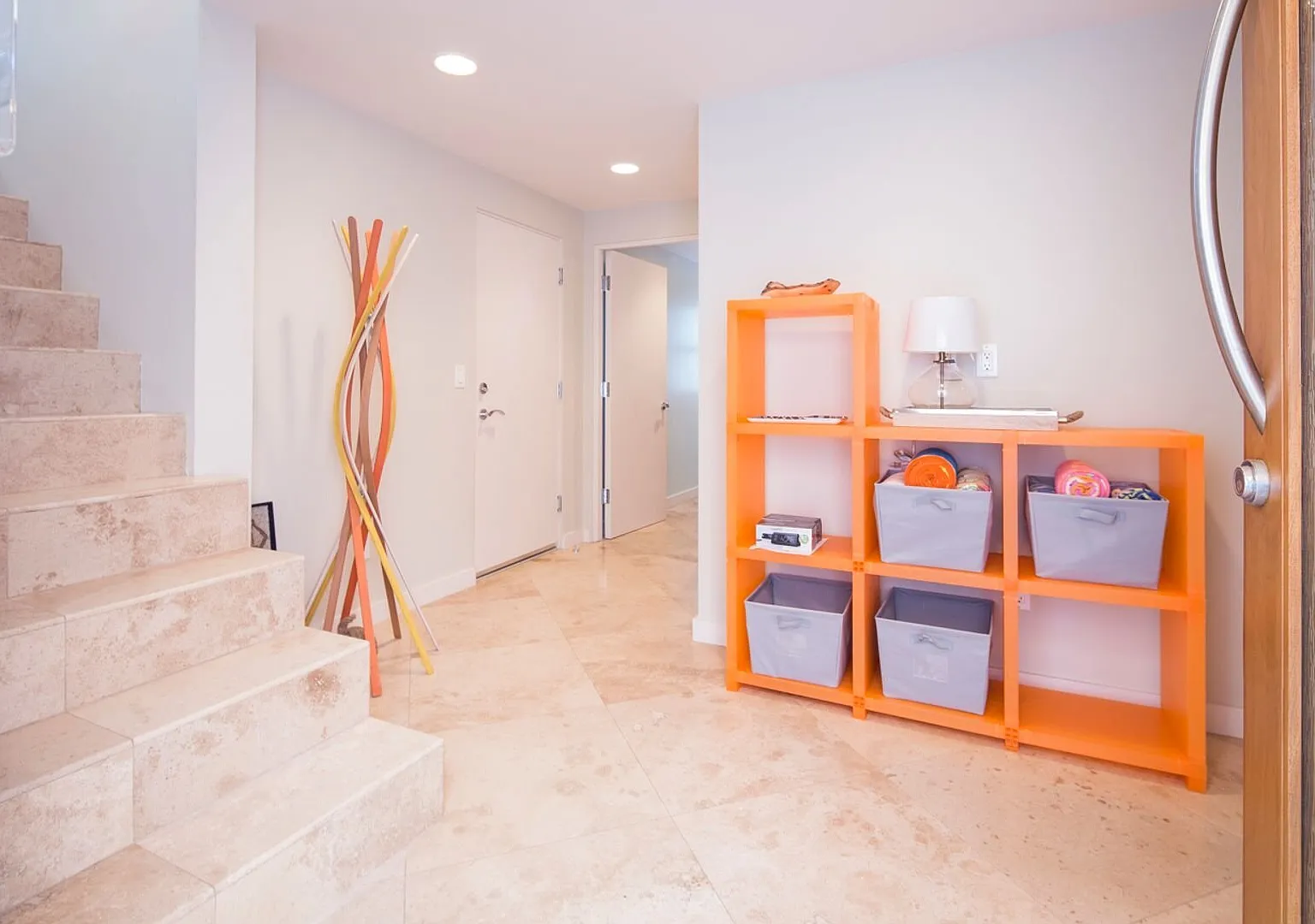 4 Bedroom + 3 Bathroom Home | Hollywood Beach | Oxnard | Monthly Furnished Rental — Photo 2