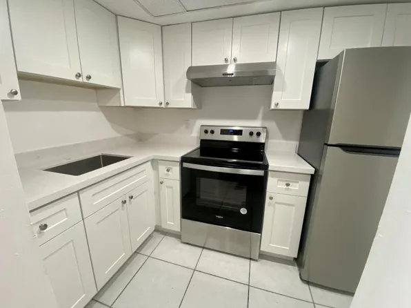 1033 NW 30th Ct APT 3, Wilton Manors, FL 33311