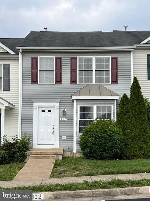 1st image of 102 Seabreeze Ln