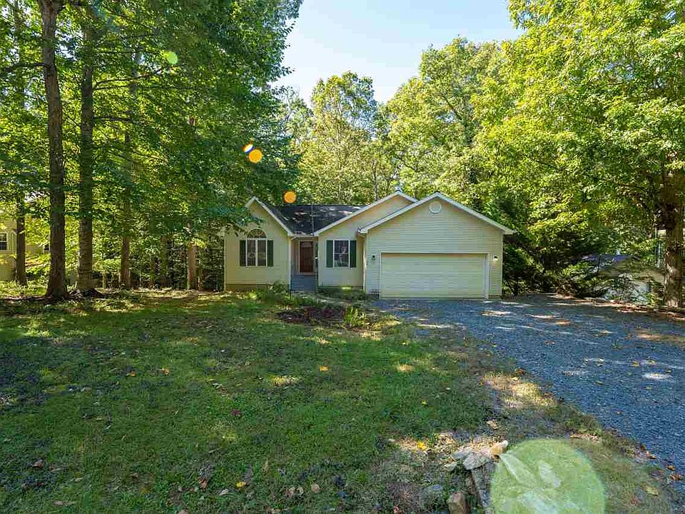 1st image of 36 Wildwood Dr