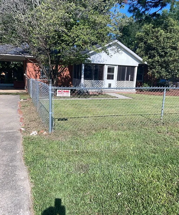 5312 Bayleaf Dr