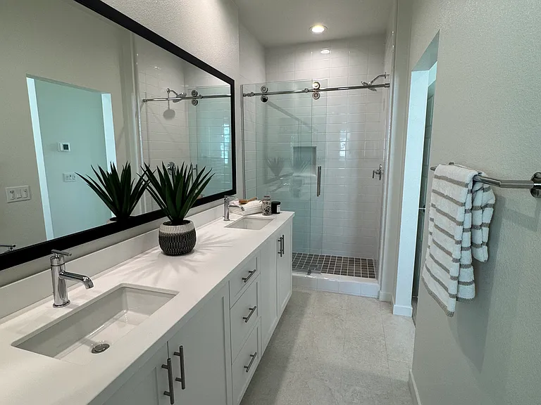 13895 Onyx Way — Photo 1